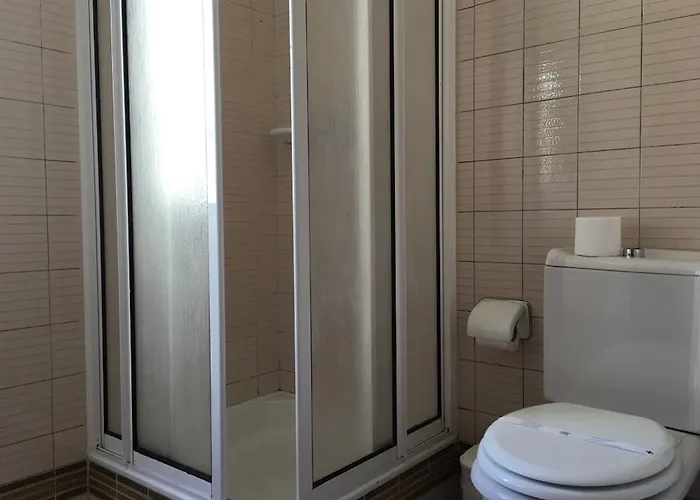 Guerra Junqueiro 3* Lisboa