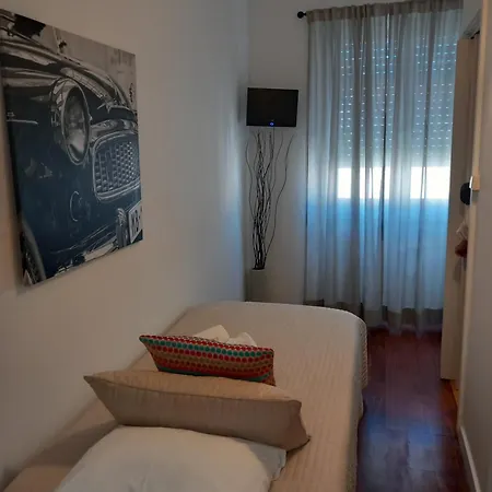 古埃拉君奎埃罗宾馆 3*