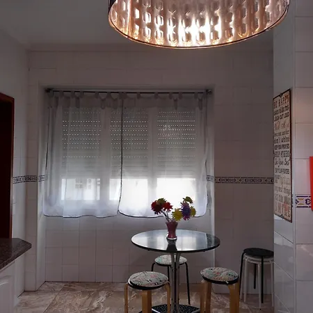 古埃拉君奎埃罗宾馆 3* Lisboa