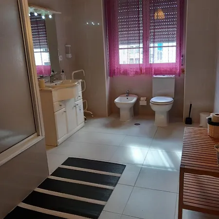 古埃拉君奎埃罗宾馆 3* Lisboa